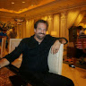 Meet your Posher, Tom